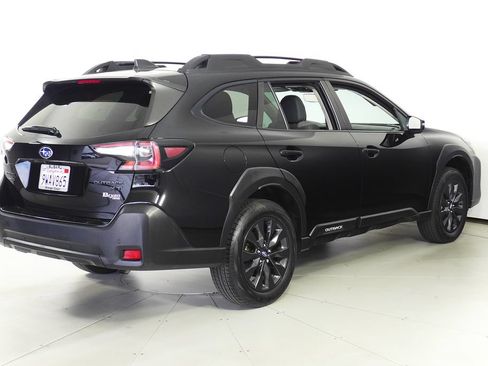 Certified 2023 Subaru Outback Onyx Edition XT AWD/4WD image 7