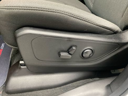 Used 2023 RAM 1500 Big Horn AWD/4WD image 13