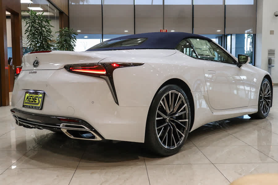 Used 2026 Lexus LC 500 Convertible RWD image 4