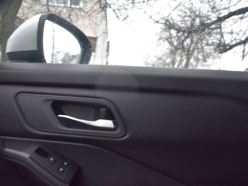 Used 2024 Nissan Rogue SV image 19