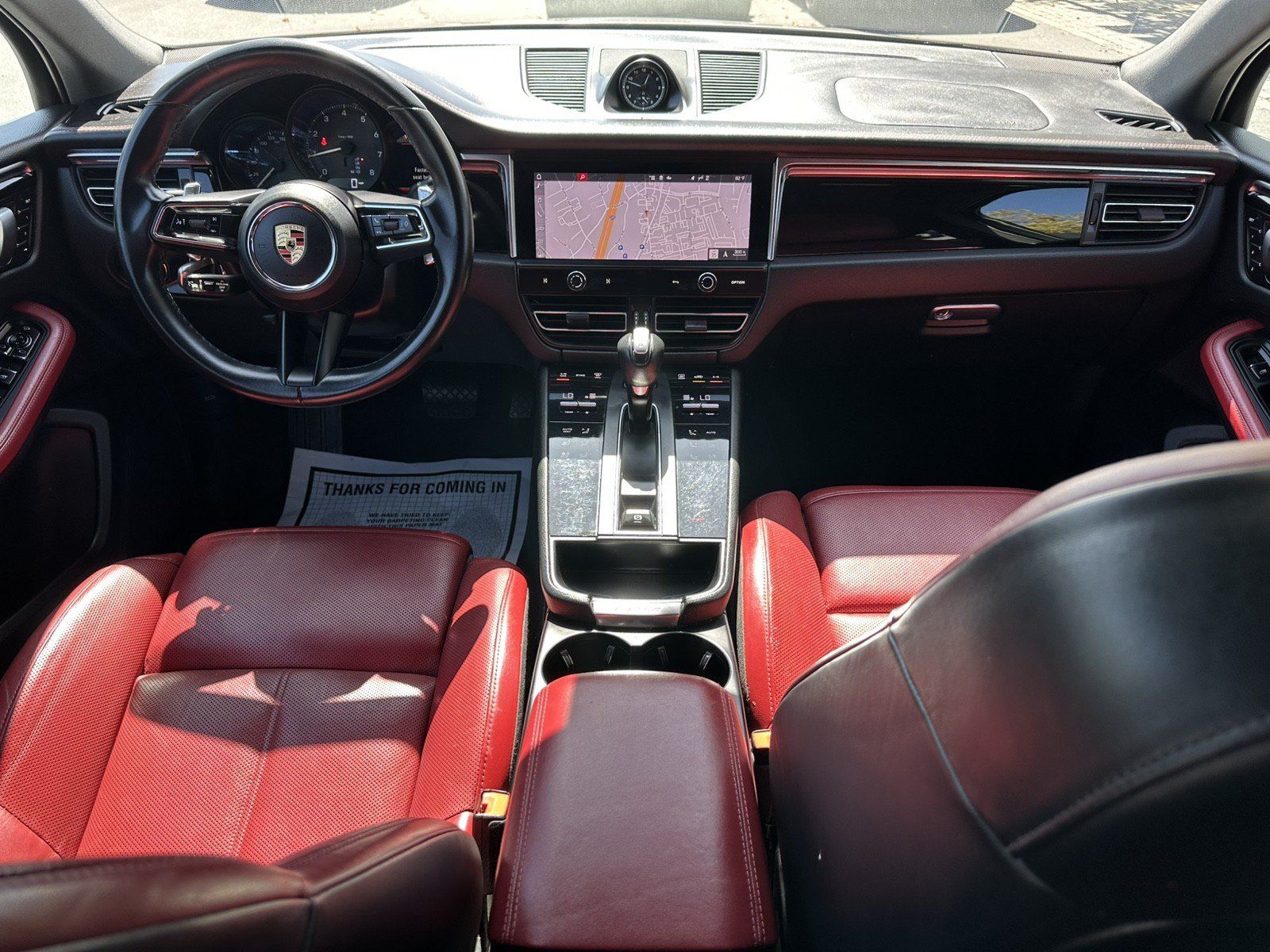 Used 2023 Porsche Macan AWD/4WD image 16