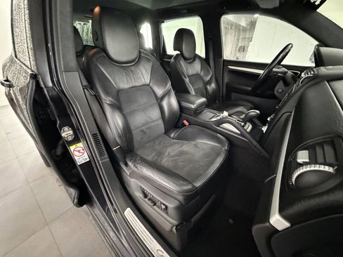 Used 2009 Porsche Cayenne GTS image 14