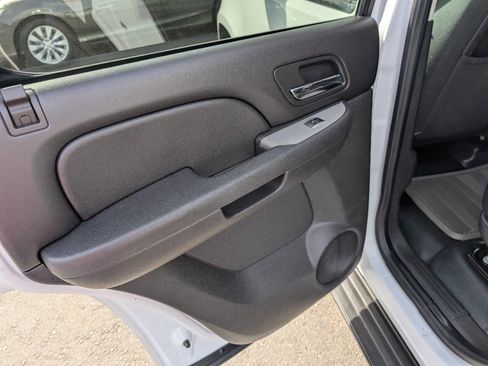 Used 2012 Chevrolet Tahoe 4WD image 32