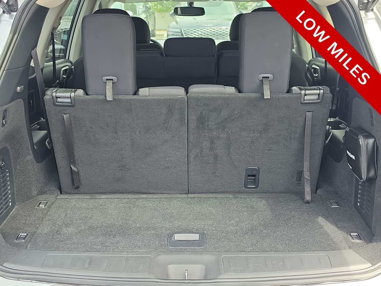 Used 2020 Nissan Pathfinder SV FWD image 23