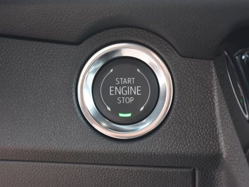 New 2026 Chevrolet Traverse LT w/ Driver Confidence Package FWD image 28