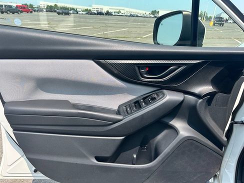 Used 2019 Subaru Crosstrek 2.0i Premium AWD/4WD image 21