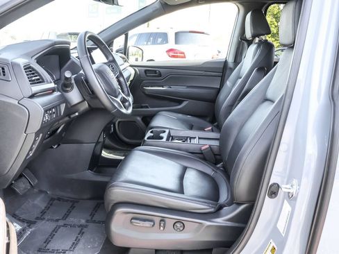 Used 2023 Honda Odyssey Sport image 5