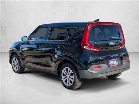 Used 2020 Kia Soul LX image 8