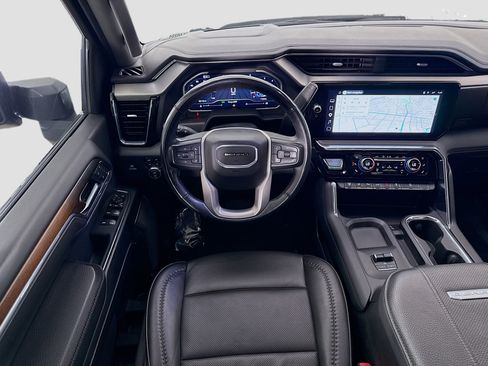 Used 2024 GMC Sierra 2500 Denali w/ Denali Reserve Package AWD/4WD image 24