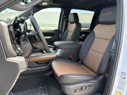 New 2026 Chevrolet Silverado 3500 High Country w/ High Country Premium Package AWD/4WD image 11