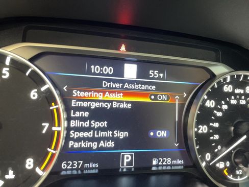 Used 2025 Nissan Altima 2.5 SL AWD/4WD image 11