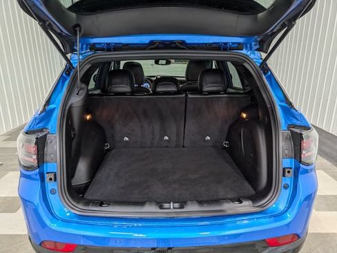 Used 2025 Jeep Compass Limited w/ Elite Group AWD/4WD image 25