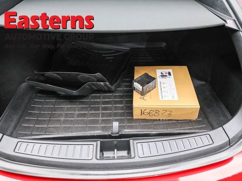 Used 2016 Tesla Model S 90D image 9