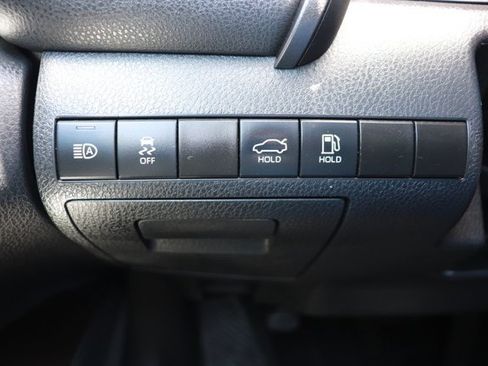 Used 2021 Toyota Camry SE FWD image 22