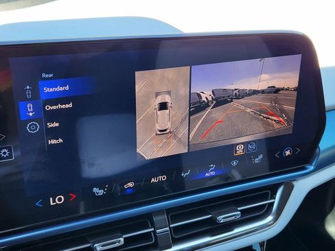 New 2026 Chevrolet Equinox EV LT AWD/4WD image 19