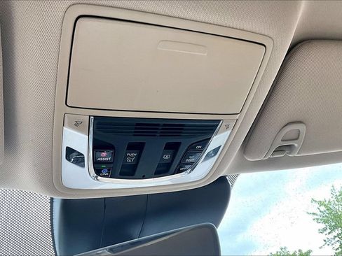 Used 2019 Acura RDX AWD image 25