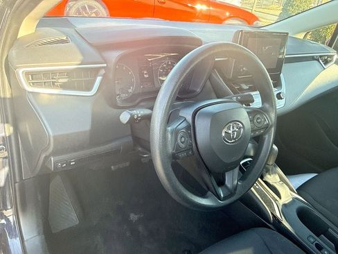 Used 2024 Toyota Corolla LE image 34