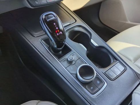 Used 2023 Cadillac XT4 Luxury w/ Cold Weather Package image 37