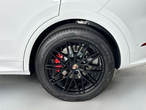 New 2026 Porsche Cayenne S AWD/4WD image 34