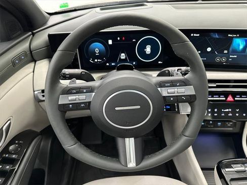 New 2025 Hyundai Tucson Limited image 27