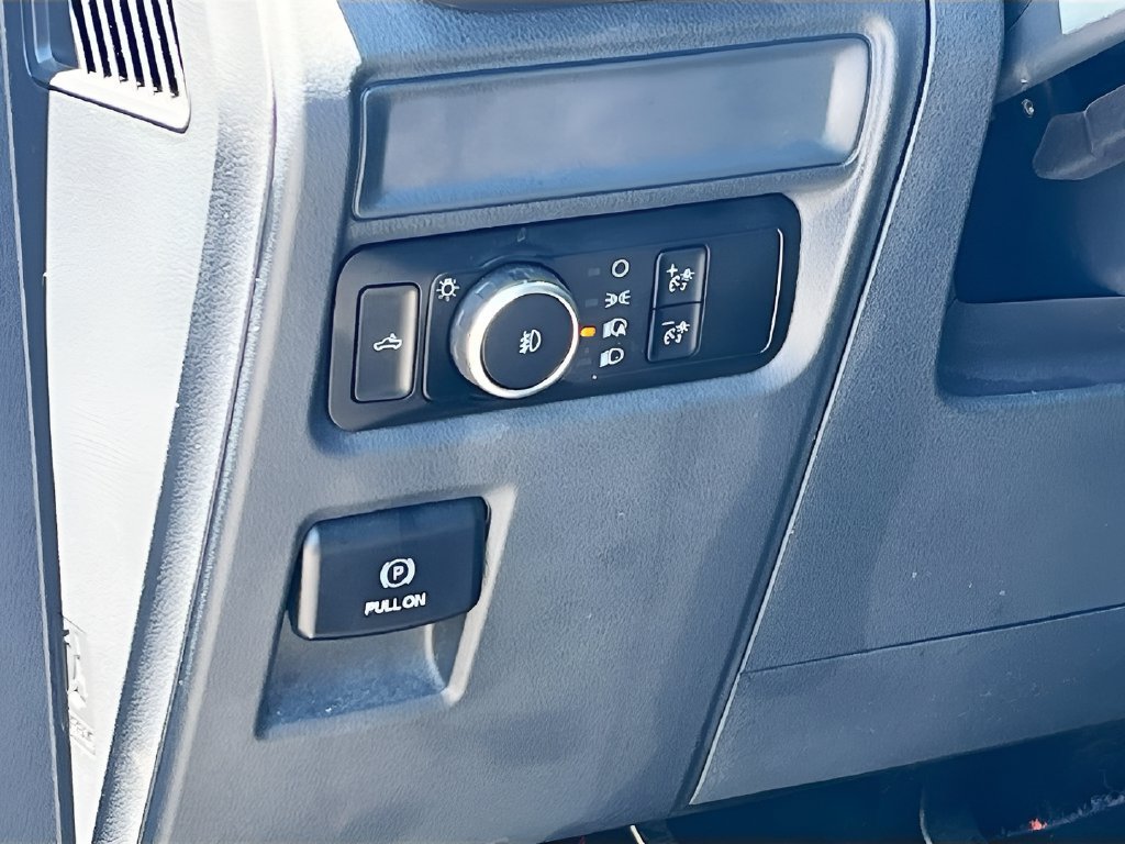 Used 2024 Ford F150 STX AWD/4WD image 10