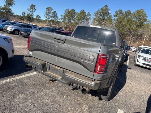 Used 2018 Ford F150 Raptor w/ Equipment Group 802A Luxury image 7