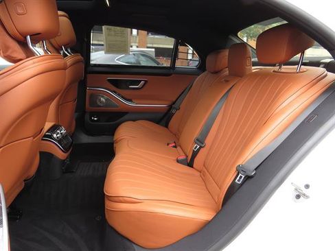 Used 2023 Mercedes-Benz S 500 4MATIC image 21