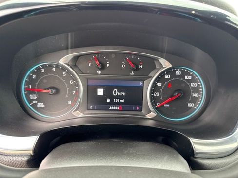 Used 2023 Chevrolet Traverse RS AWD/4WD image 18
