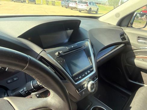 Used 2020 Acura MDX FWD image 22