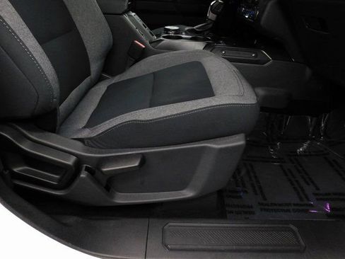 Used 2025 Ford Bronco Big Bend image 34