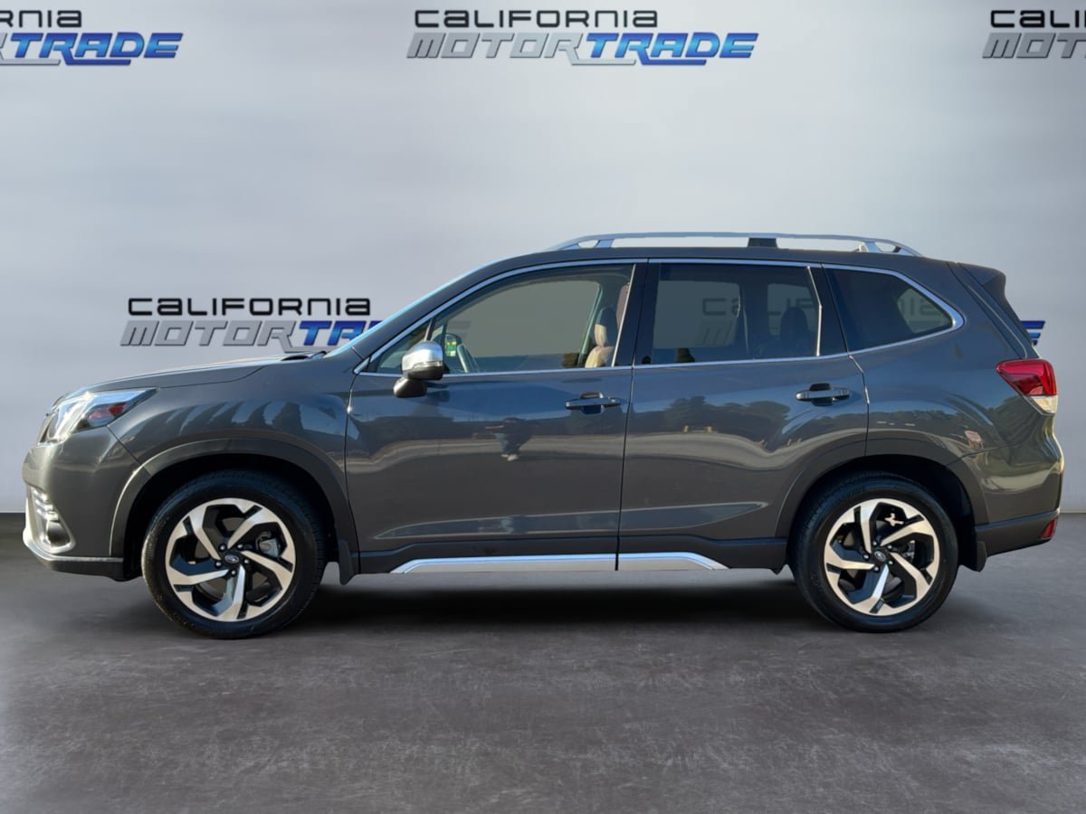 Used 2023 Subaru Forester Touring AWD/4WD image 8