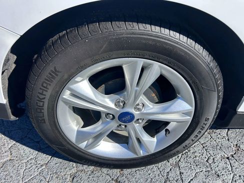 Used 2014 Ford Focus SE image 35