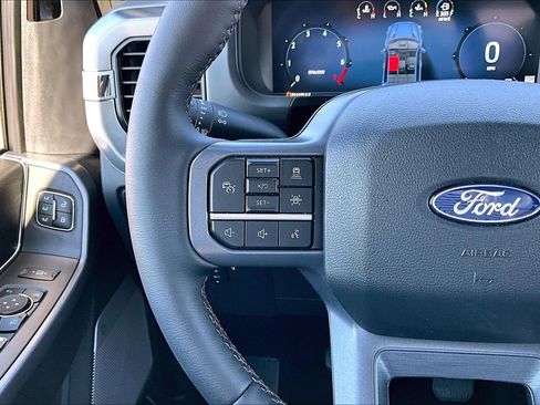 Used 2025 Ford F150 Lariat w/ Equipment Group 502A High image 12