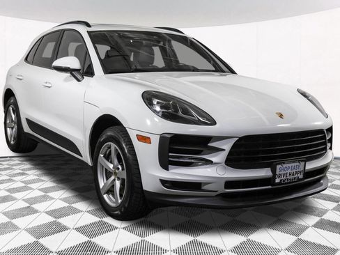 Used 2021 Porsche Macan image 10