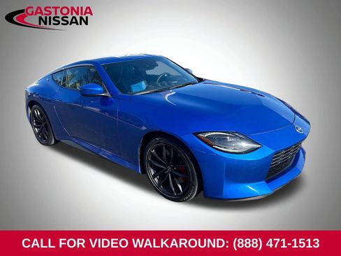 Used 2025 Nissan Z Performance w/ Floor Mat Package image 1