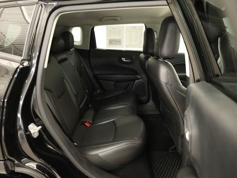 Used 2021 Jeep Compass Latitude image 35