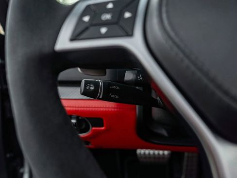 Used 2015 Mercedes-Benz SL 63 AMG image 39