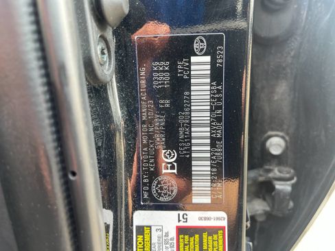 Used 2024 Toyota Camry SE FWD image 30