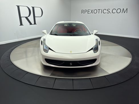 Used 2013 Ferrari 458 Spider RWD image 9