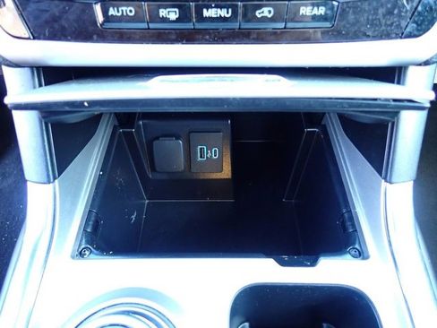 Used 2023 Ford Explorer XLT w/ Equipment Group 202A image 26