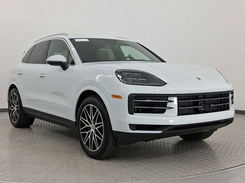 New 2026 Porsche Cayenne image 7