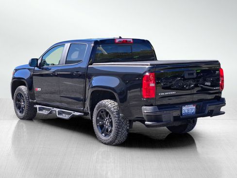 Used 2022 Chevrolet Colorado Z71 w/ Z71 Midnight Edition AWD/4WD image 6