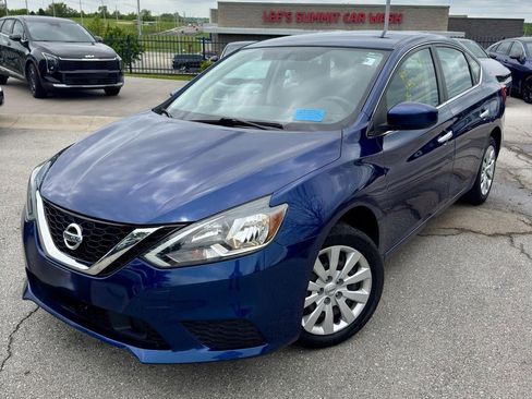 Used 2019 Nissan Sentra S FWD image 1