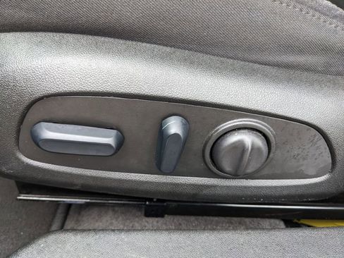 Used 2024 Chevrolet Malibu LT image 48