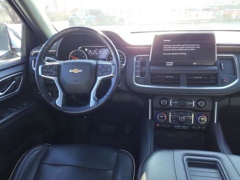 Used 2021 Chevrolet Tahoe Premier w/ Premium Package image 10