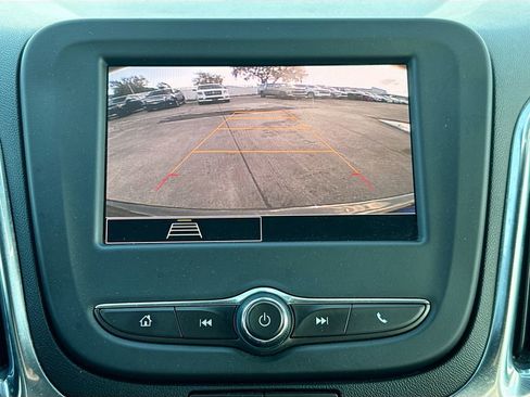 Used 2023 Chevrolet Equinox LT image 13