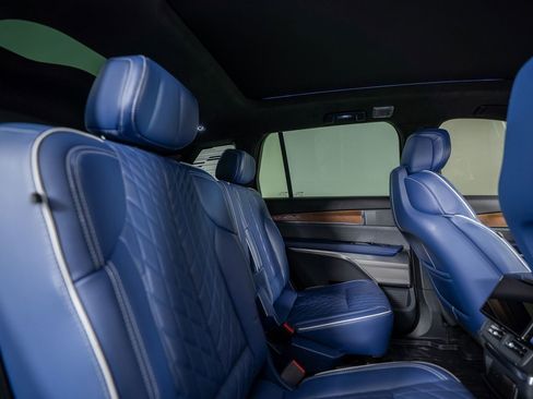 Used 2026 Cadillac Vistiq Premium Luxury w/ LPO, Floor Liner Package AWD/4WD image 31