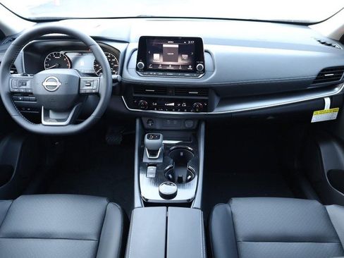 New 2026 Nissan Rogue SV w/ SV Premium Package image 24