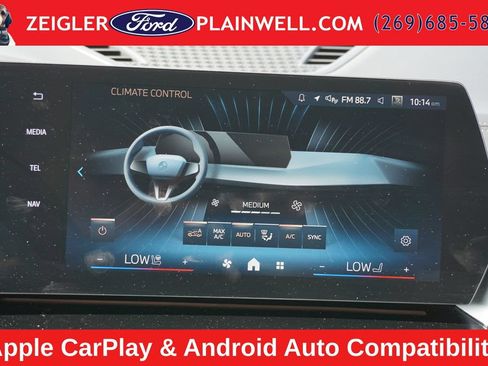 Used 2025 BMW X2 xDrive28i AWD/4WD image 22