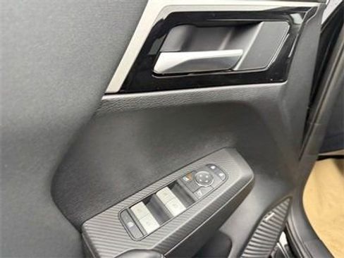 New 2026 Mitsubishi Outlander ES image 14